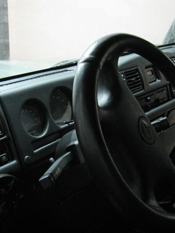Перетяжка салона Land Rover